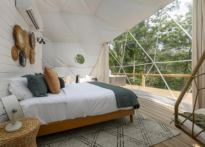 Glamping Dome Hot Tub, Fire Pit & Forest Views *