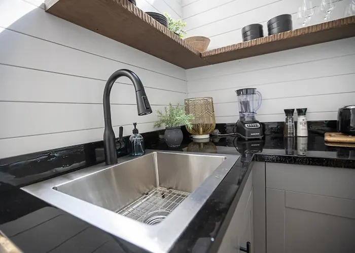 Glamping Dome Hot Tub, Fire Pit & Forest Views Hébergement de vacances Simpson